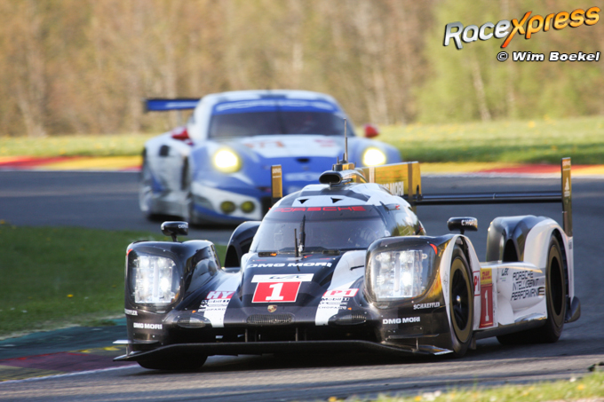 INTERACTIEF: Waar zijn de knoppen op het stuur van de Porsche 919 Hybrid voor?